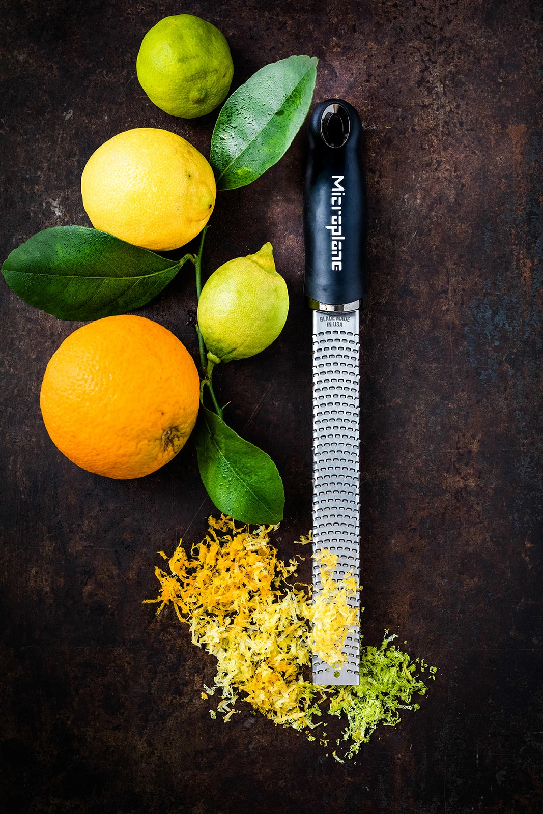 Zesterreiben & Zestenreißer Microplane Premium Classic Reibe Zester Schwarz 6 Zesterreiben & Zestenreißer Microplane Premium Classic Reibe Zester Schwarz – Bild 6