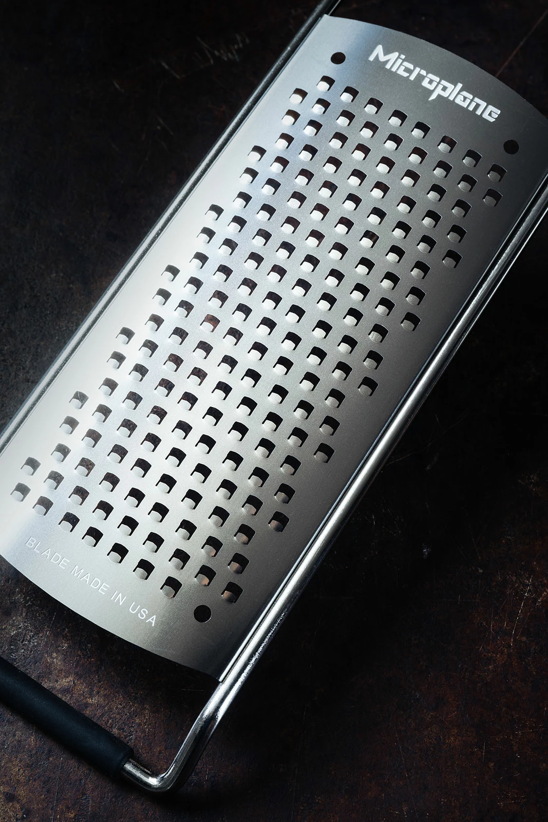 Microplane Gourmet Reibe Grob Schwarz 3 Microplane Gourmet Reibe Grob Schwarz – Bild 3