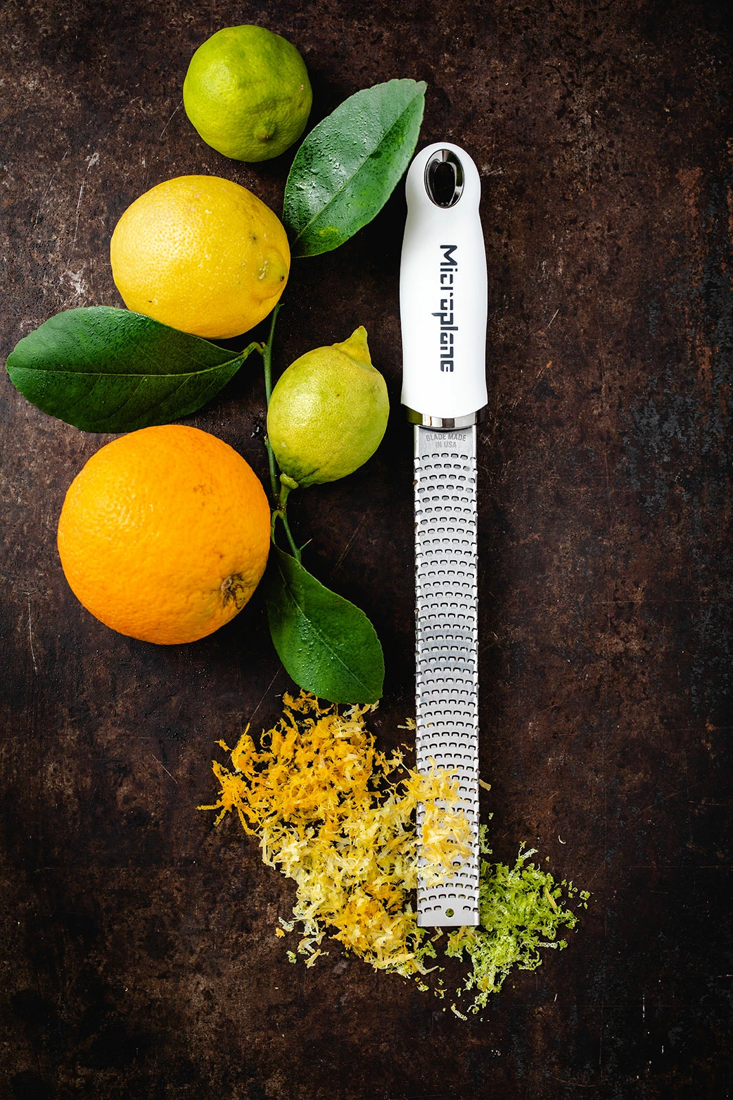 Zesterreiben & Zestenreißer Microplane Premium Classic Reibe Zester Weiß 2 Zesterreiben & Zestenreißer Microplane Premium Classic Reibe Zester Weiß – Bild 2