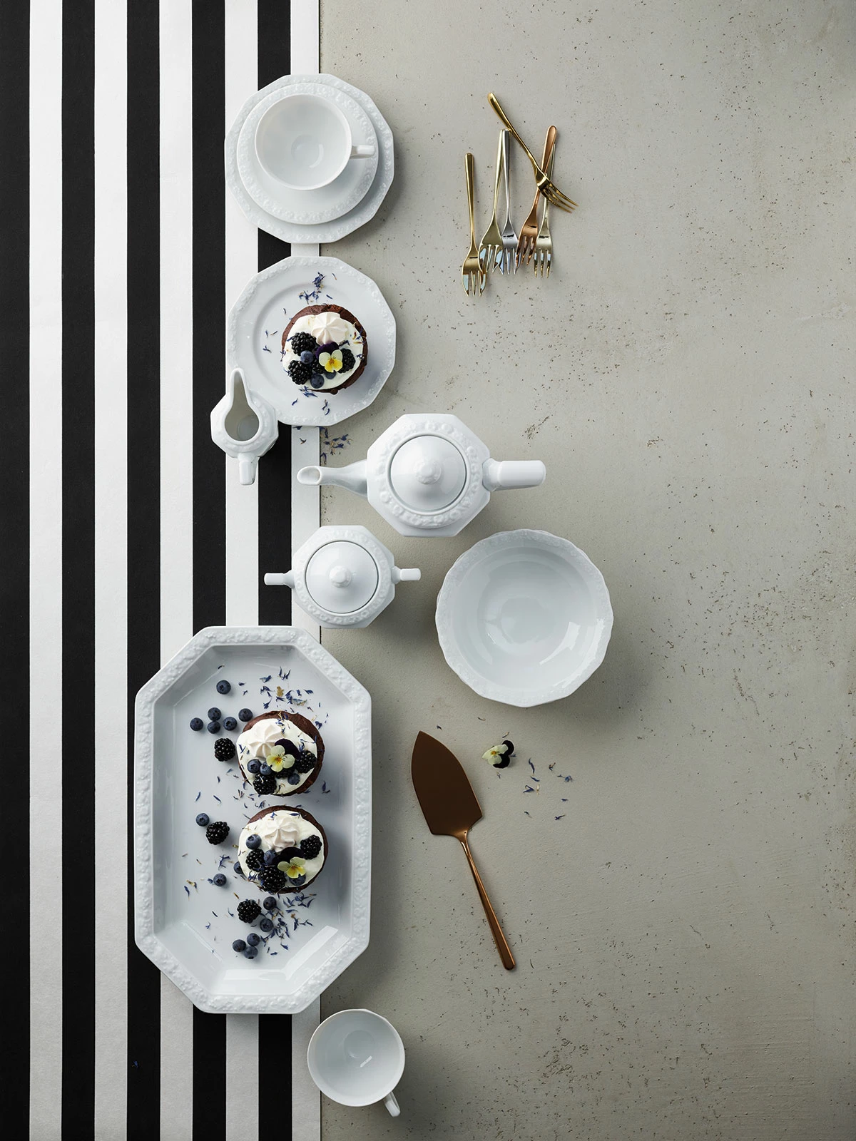 Teekannen Rosenthal Maria Weiß Teekanne 0,92ltr. 2 Teekannen Rosenthal Maria Weiß Teekanne 0,92ltr. – Bild 2