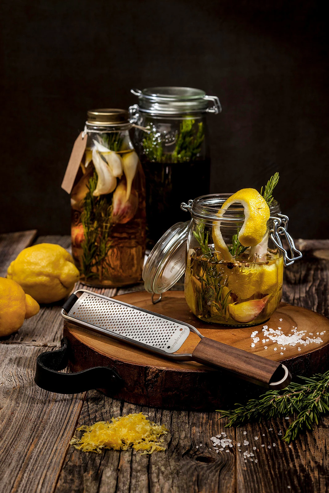 Zesterreiben & Zestenreißer Microplane Master Reibe Zester Walnussholz 3 Zesterreiben & Zestenreißer Microplane Master Reibe Zester Walnussholz – Bild 3