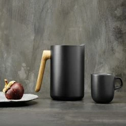 Isolierkannen Eva Solo Nordic Kitchen Isolierkanne 1,00ltr. Schwarz 5 Isolierkannen Eva Solo Nordic Kitchen Isolierkanne 1,00ltr. Schwarz -Zetzsche Geschäft IMG100129154 36817