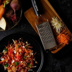Microplane Gourmet Reibe Julienne Fein Schwarz -Zetzsche Geschäft IMG100145466 48952