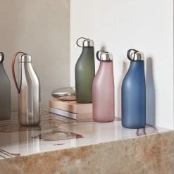 Georg Jensen Trinkflaschen Georg Jensen Sky Trinkflasche 0,50ltr. Grün Edelst./Kunststoff 5 Georg Jensen Trinkflaschen Georg Jensen Sky Trinkflasche 0,50ltr. Grün Edelst./Kunststoff -Zetzsche Geschäft IMG100156158 48545